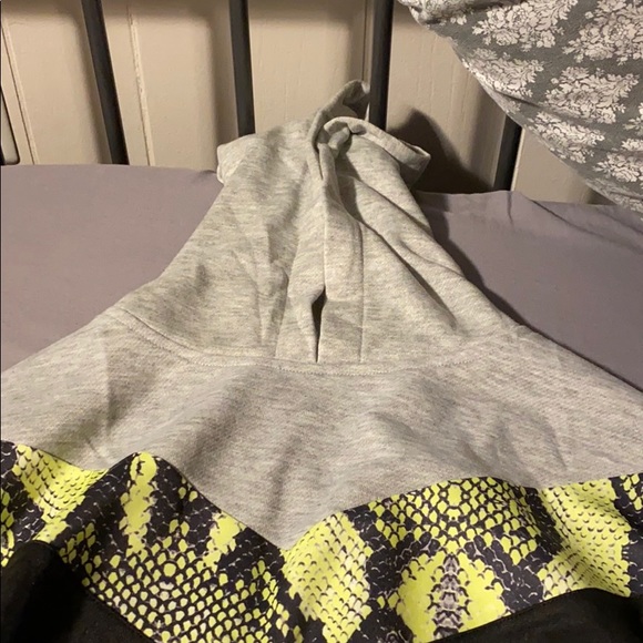 Snake print Set size small - Picture 4 of 11